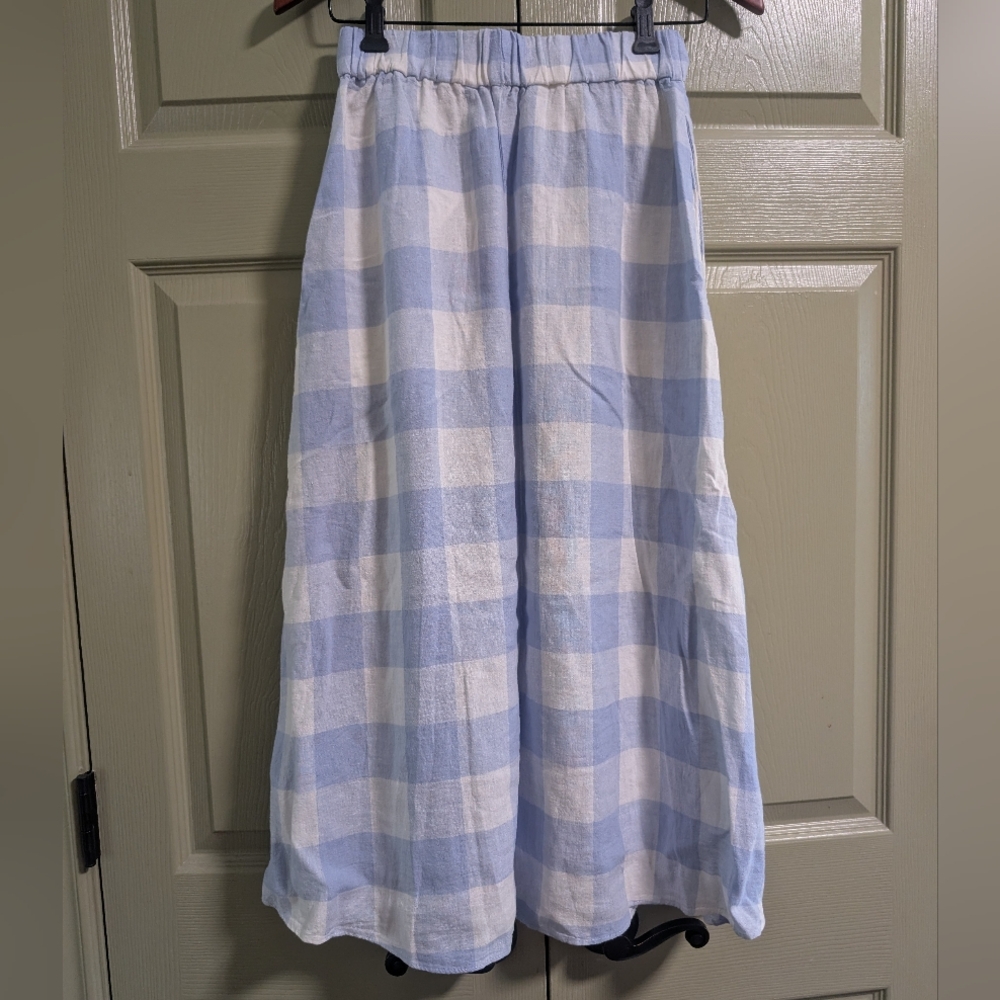 Madewell | Linen-Blend Side-Button Midi Skirt in Gingham Check - Picture 8 of 9